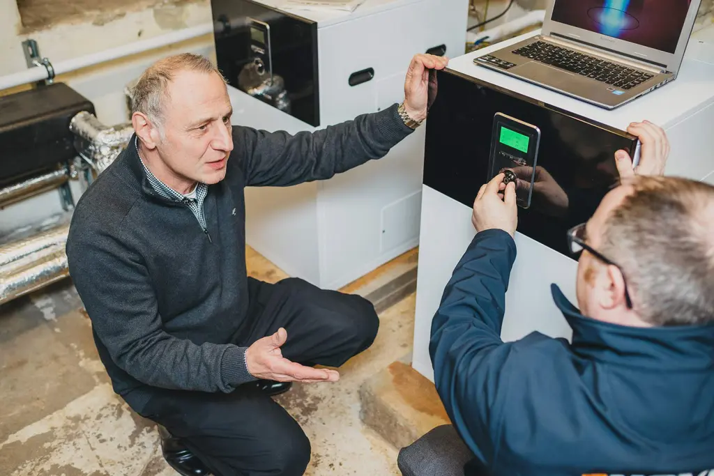 10b Kilhearn case study Navien LCB700 install - Navien